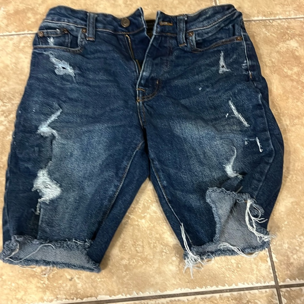 No boundaries women’s short